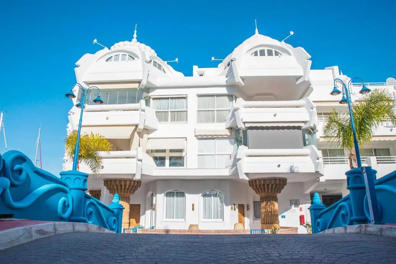 Popeye Suite: Puerto Marina Island Retreat with Rooftop Pool Benalmadena 0*,  Spain