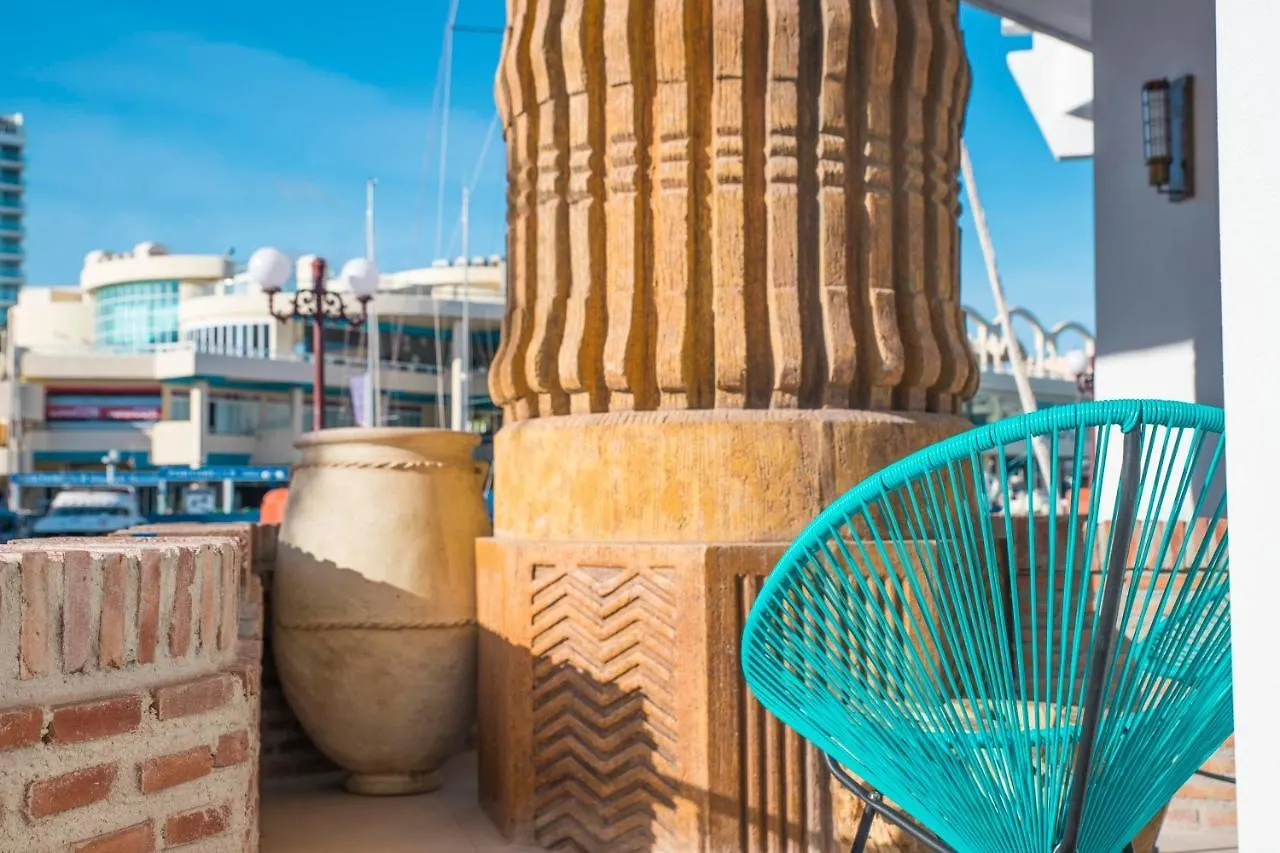 Popeye Suite: Puerto Marina Island Retreat with Rooftop Pool Benalmadena 0*,  Spain