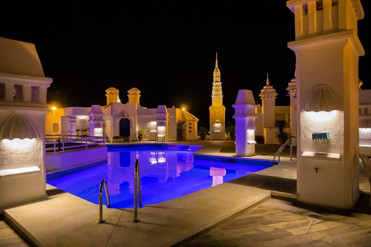 Apartment Popeye Suite: Puerto Marina Island Retreat with Rooftop Pool Benalmadena Spain